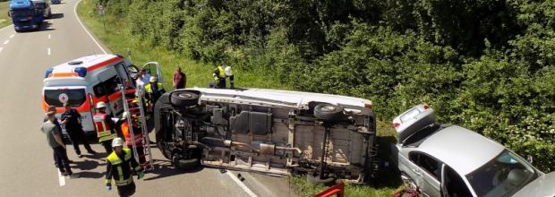 Schwerer Verkehrsunfall auf der Bundesstraße 13